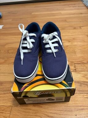 Heelys' Navy Canvas Lace-Up Shoes